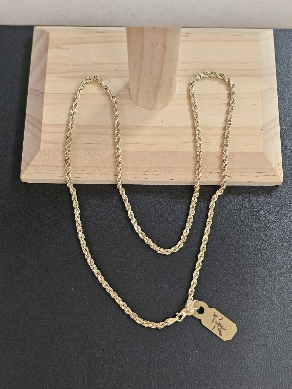14k Gold Necklace 18 Inch